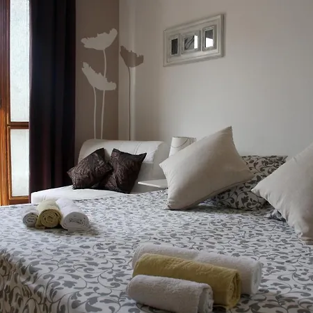 A Casa Romar לינה וארוחת בוקר טורינו